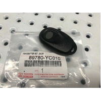 NEW for TOYOTA REMOTE PAD CENTRAL LOCKING CAMRY WIDE BODY SXV10 VCV10 1995-1997.