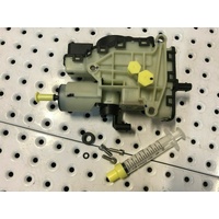 AdBlue DELIVERY DIESEL EMISSIONS FLUID DEF PUMP MERCEDES-BENZ S350 W251 2012-13