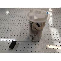 NEW GENUINE QUALITY FUEL PUMP RENAULT MEGANE II SW 11-2002  1.4L 